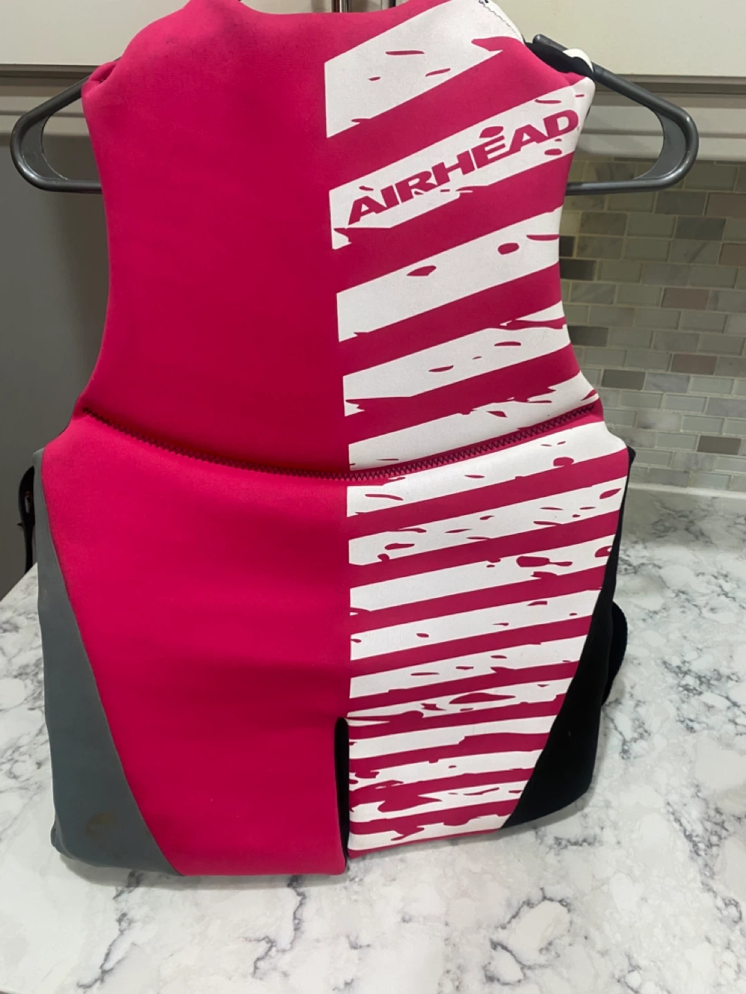 Airhead Adult XS Pink & Black Life Vest PFD - photo 2