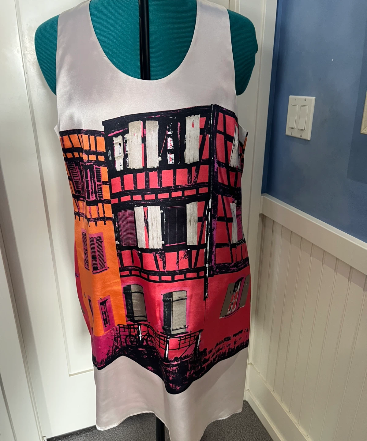 60s-inspired Dress