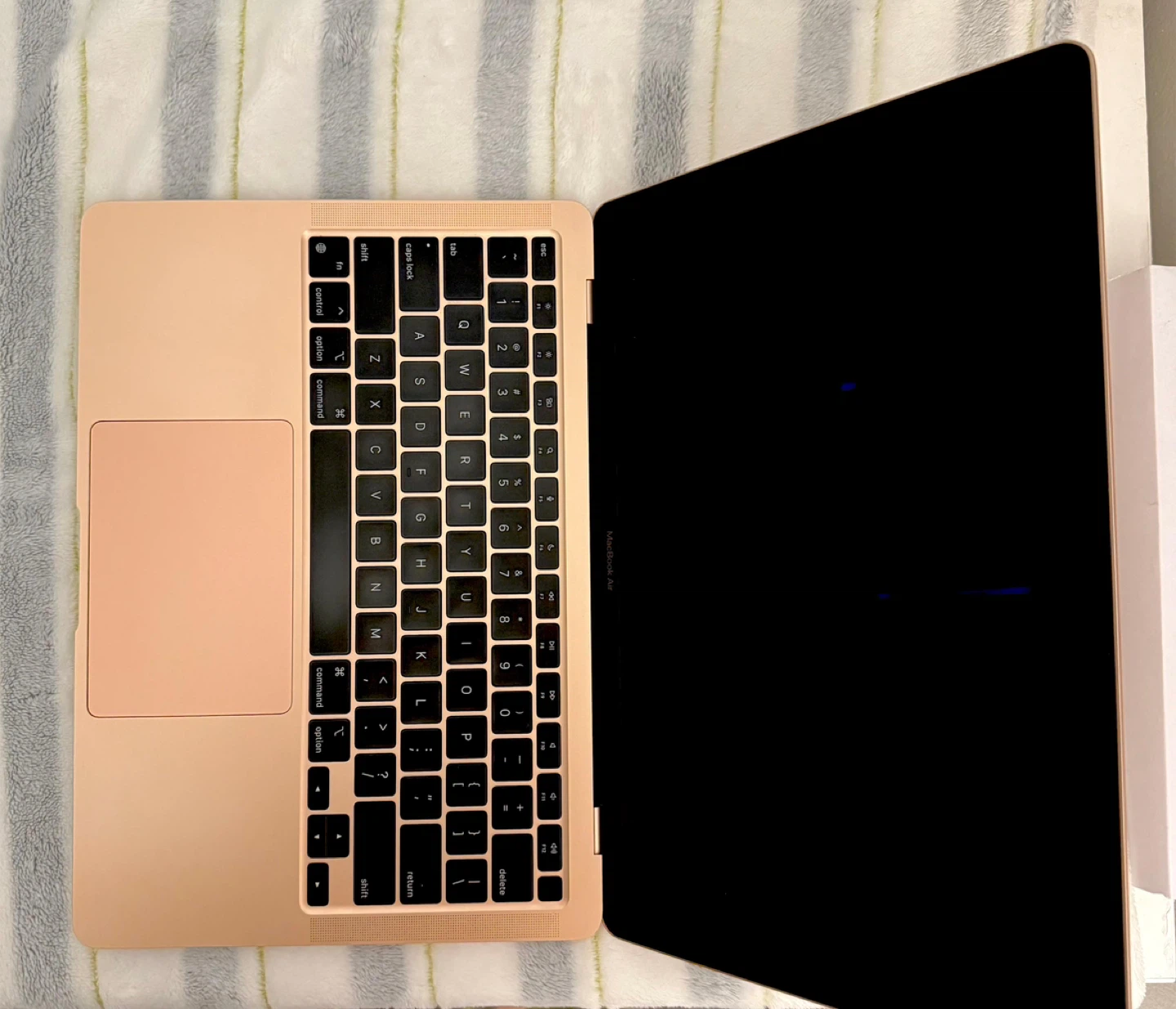 Apple MacBook Air Rose Gold