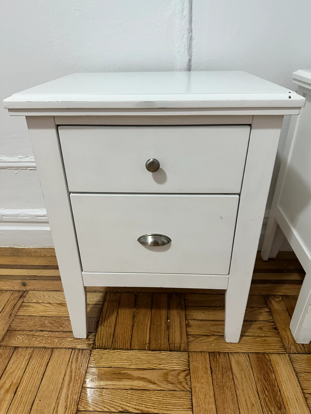 White 2-Drawer Nightstand