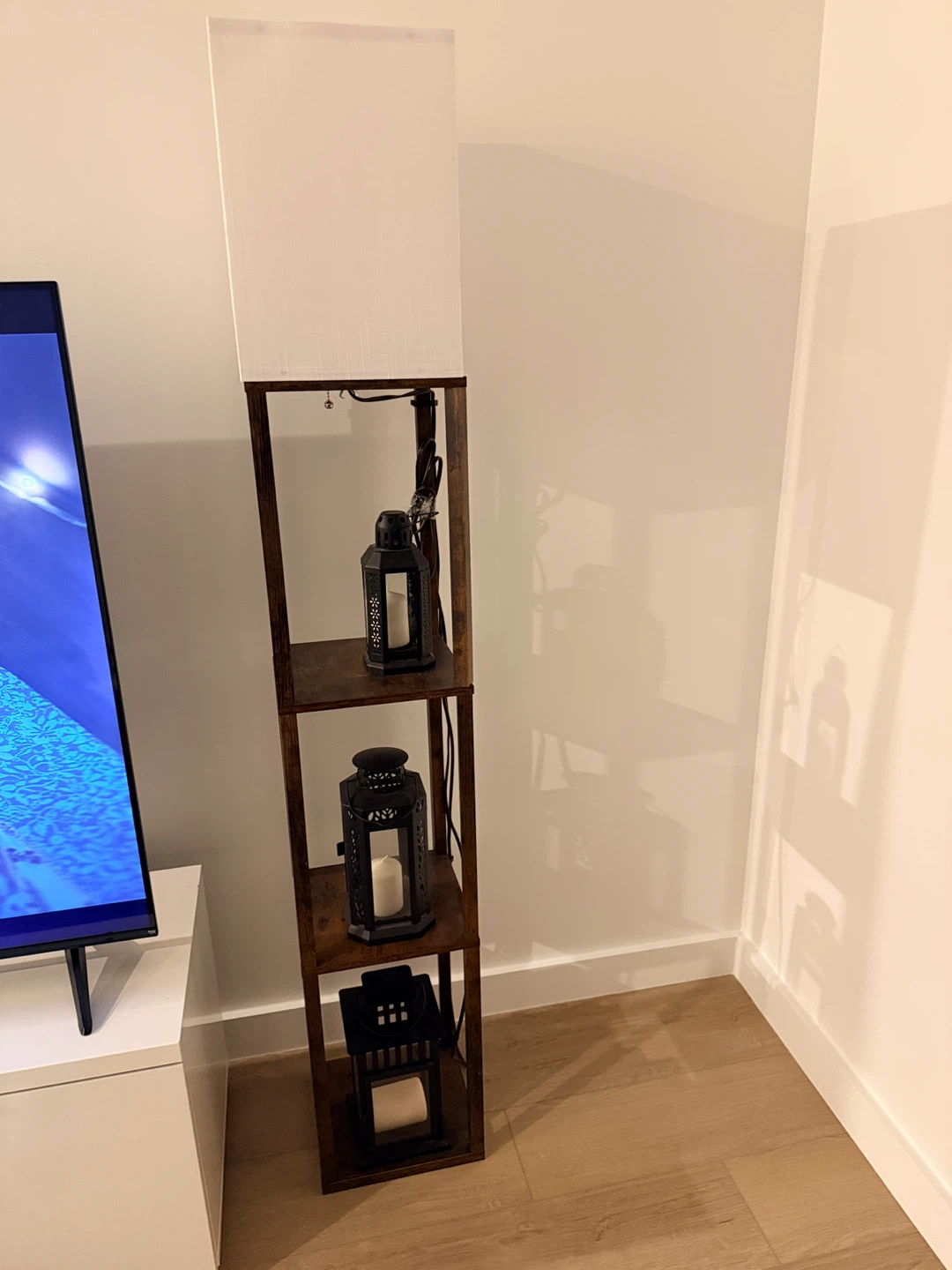 Standing Lamp with Shelves and Lanterns - photo 3