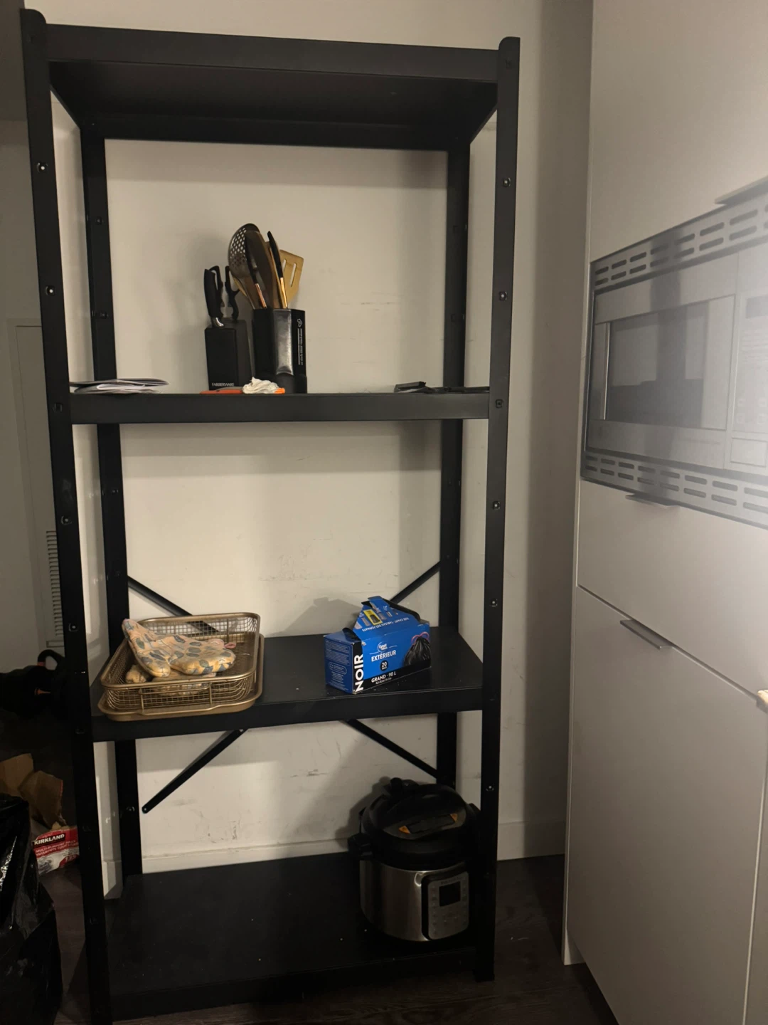 Black Metal 4-Tier Shelf Unit - photo 2