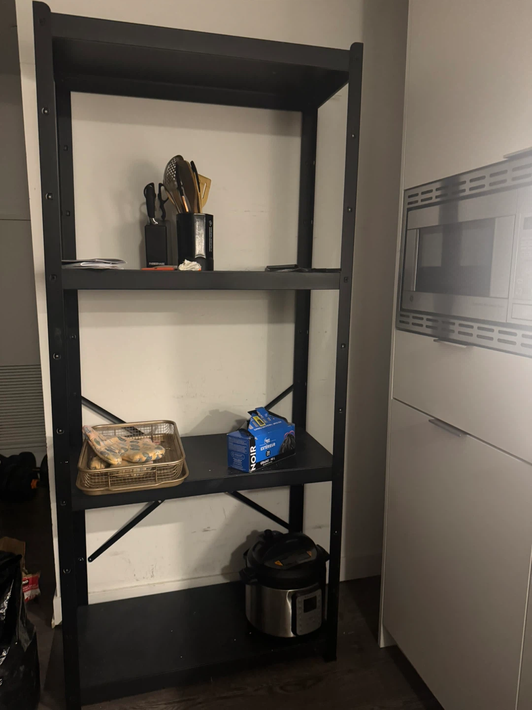 Black Metal 4-Tier Shelf Unit
