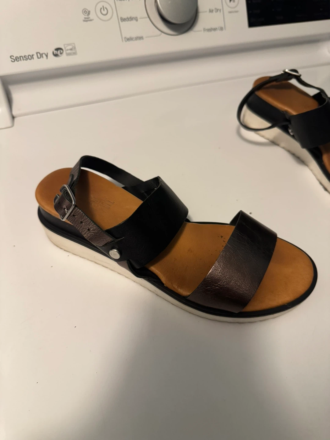 Black & Bronze Leather Sandals - photo 2