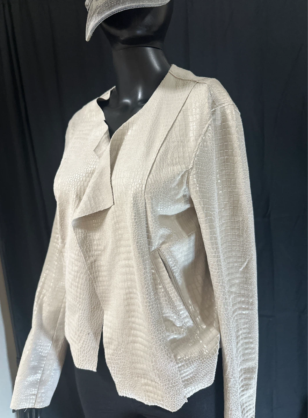 Women's Textured Cropped Jacket - photo 2