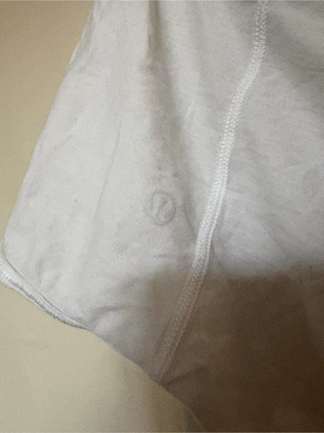 Lululemon White Tank Top wrap size 2 - photo 3