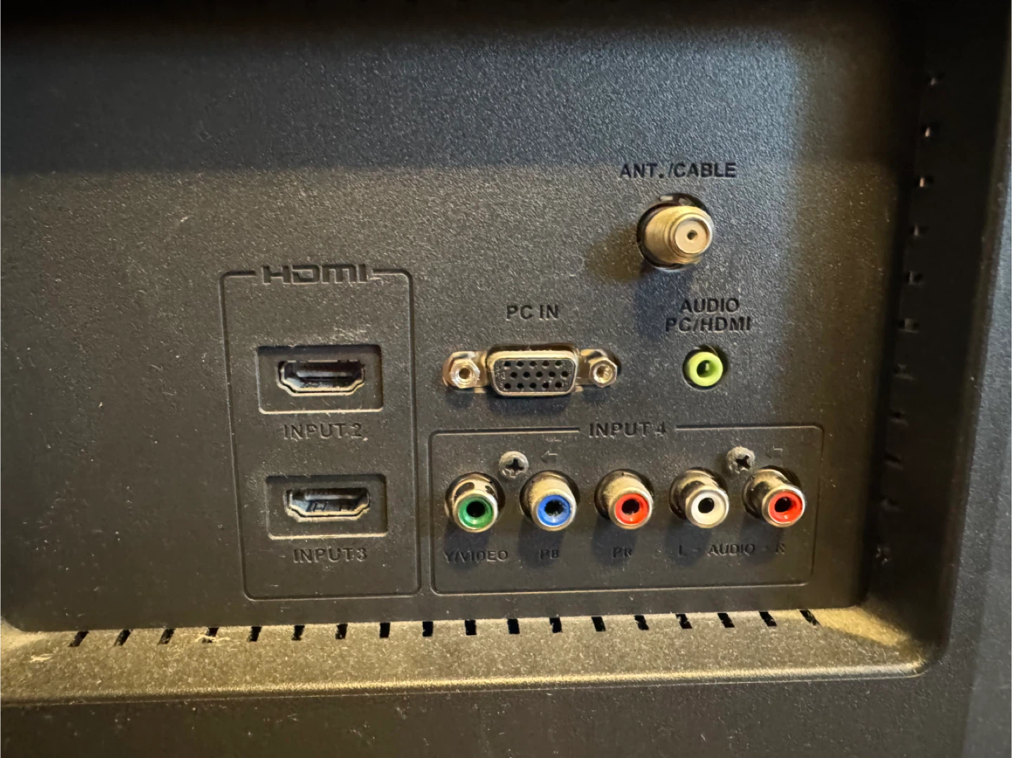 SHARP LC-42SV50U Liquid Crystal TV - photo 3