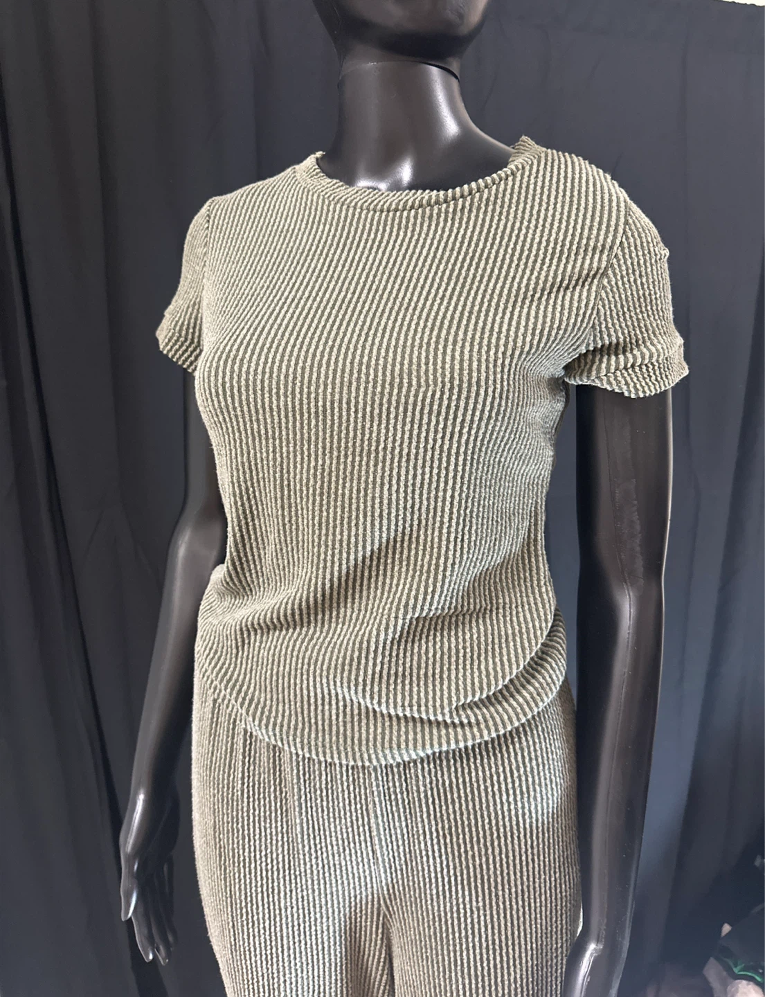 Ribbed Knit Two-Piece Set - Olive Green