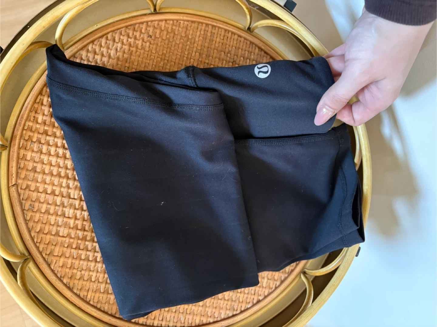 Lululemon Black size 8 capris