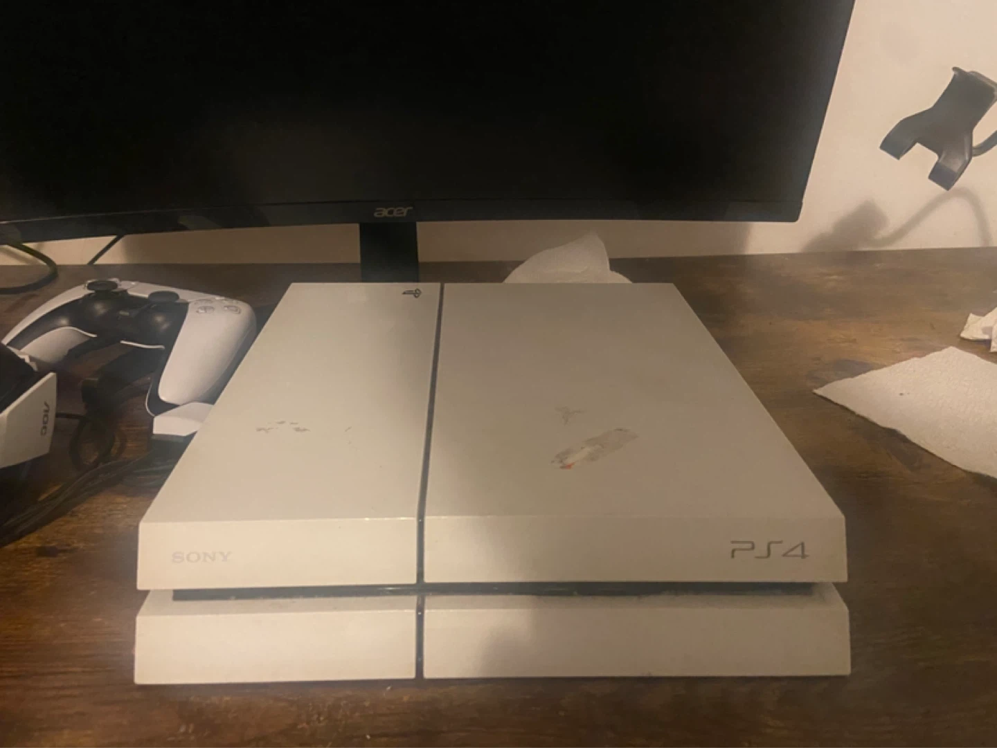 Sony PlayStation 4 (PS4) White Console