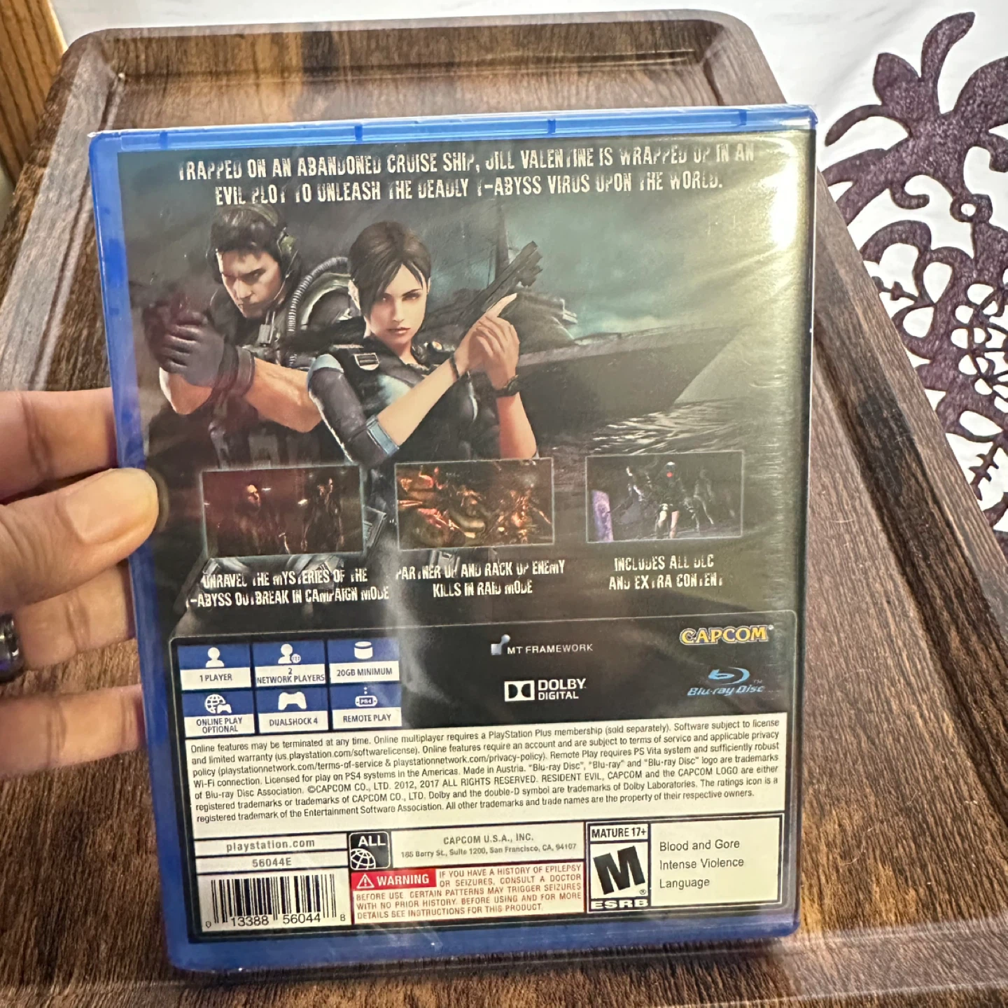 Resident Evil Revelations PS4 Game - photo 2