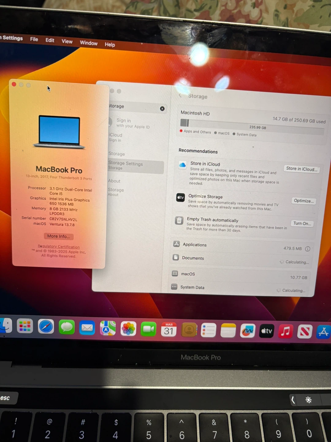 Apple MacBook Pro 13-inch (2017) - photo 2