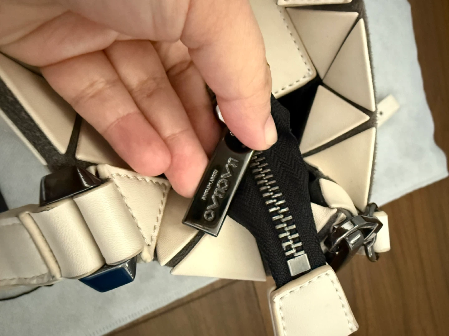 Bao Bao Issey Miyake Sling Bag - photo 3