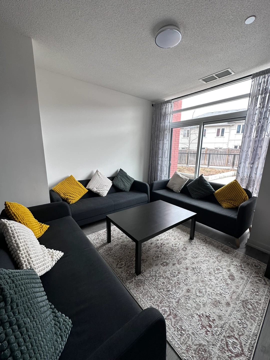 Ikea sofa set perfect for living room - photo 3