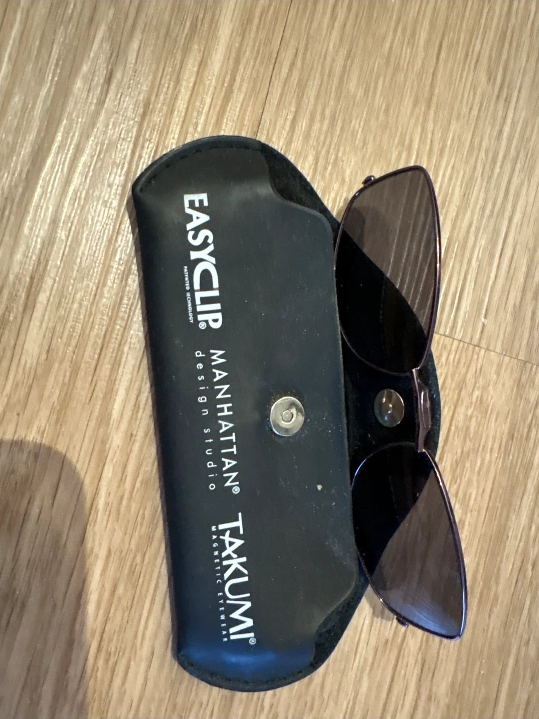 Takumi EasyClip Magnetic Eyewear with Case