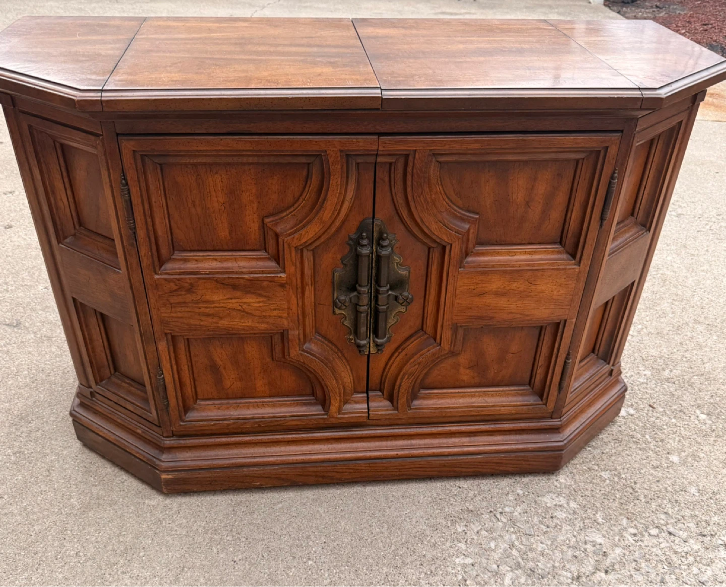 Vintage Wood Bar Cabinet with Pull-Out Top