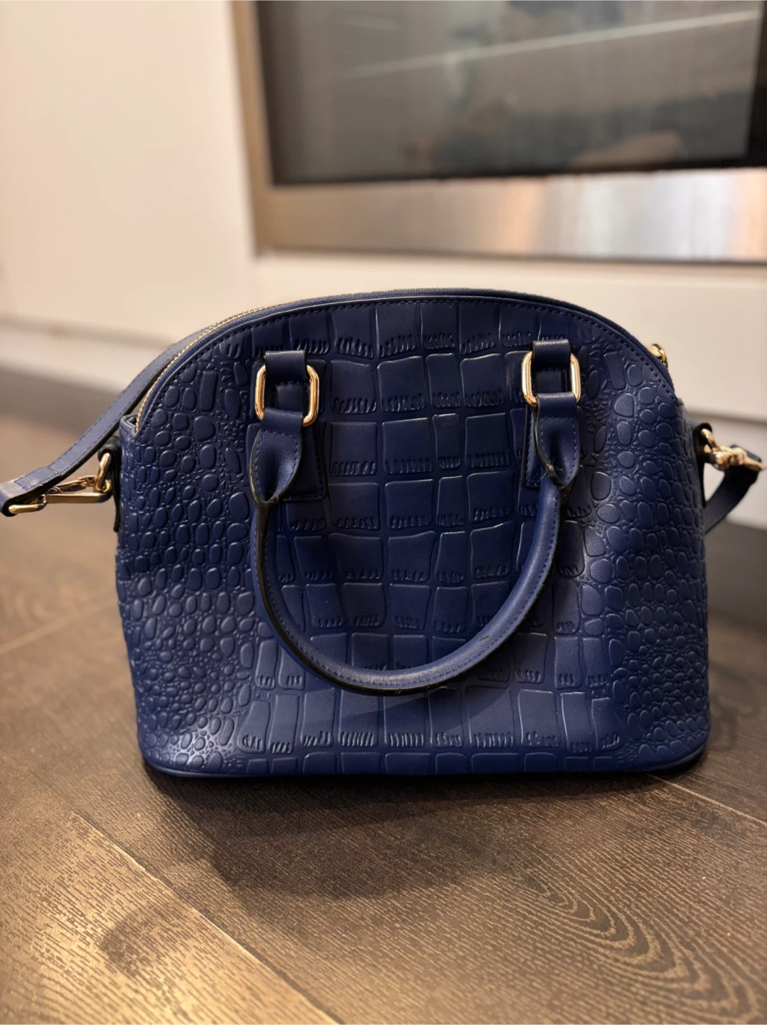 Korean navy blue shoulder bag - like new!