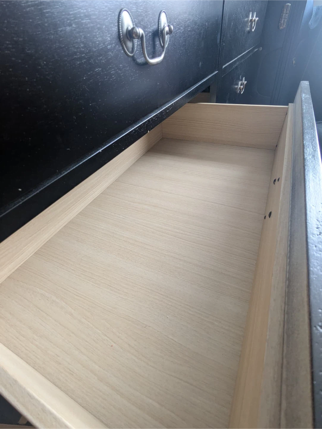 heavy dresser table + one matching night table - Moving Sale - photo 3