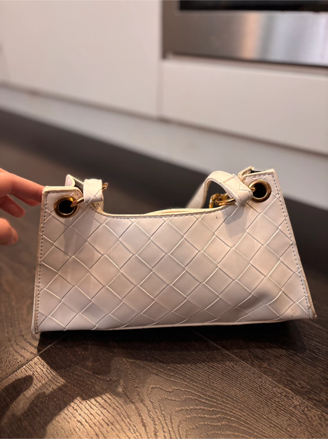 White Handbag with Gold Chain - Like New - photo 2