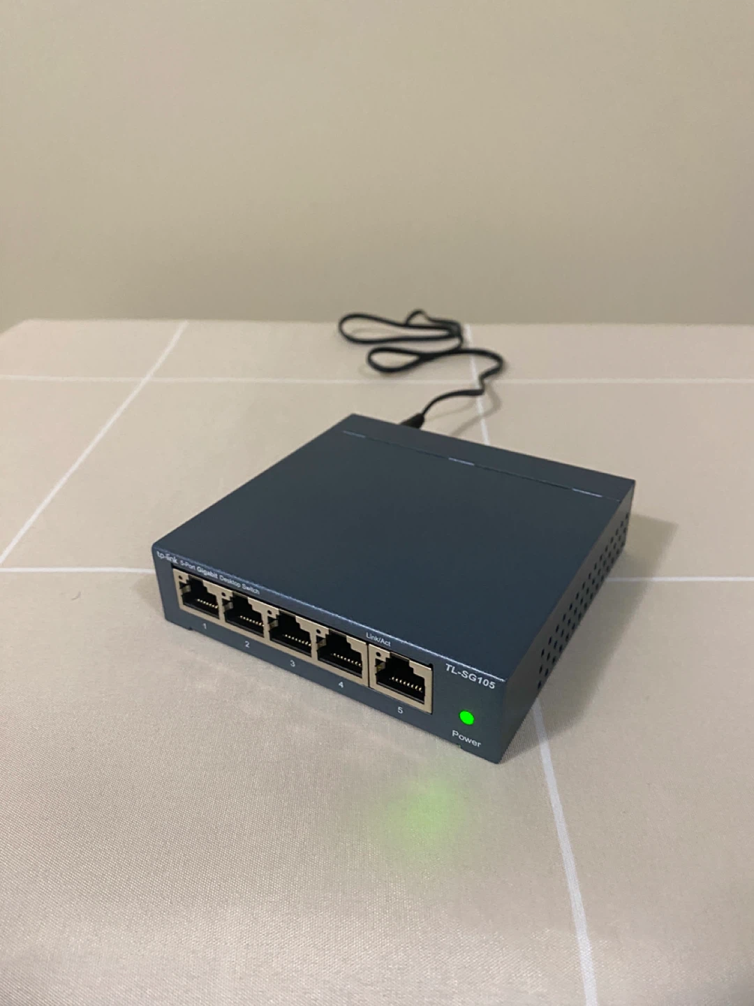 TP-Link 5-Port Gigabit Switch (NEW) – 7 Units Available - photo 5