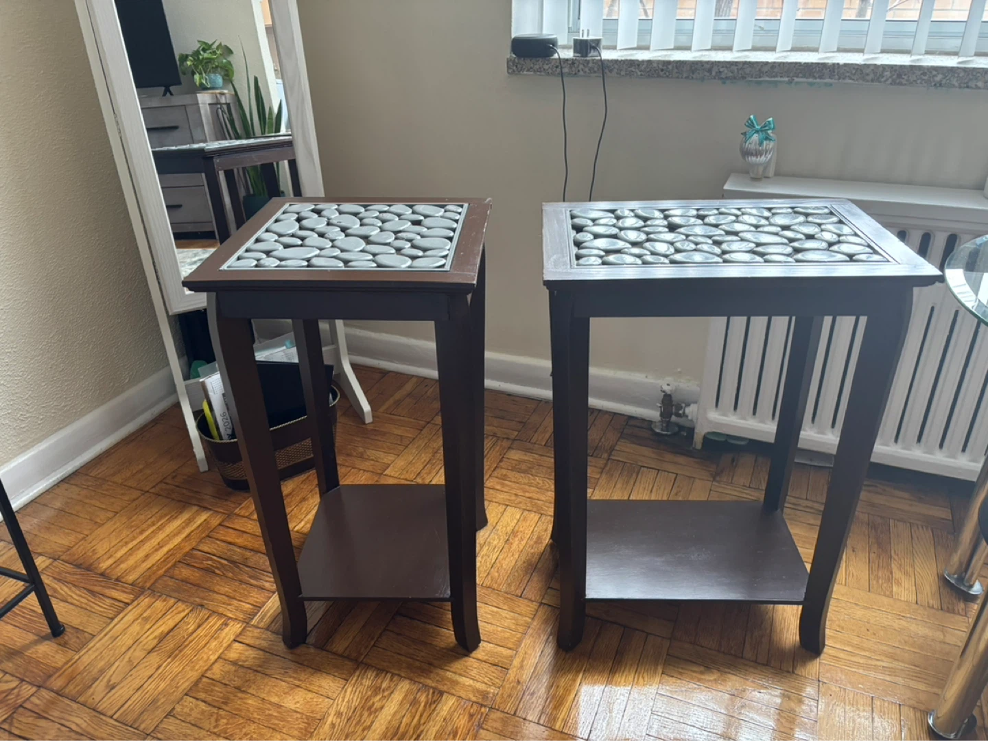 Set of 2 Brown Accent Tables with Stone Inlay Tops