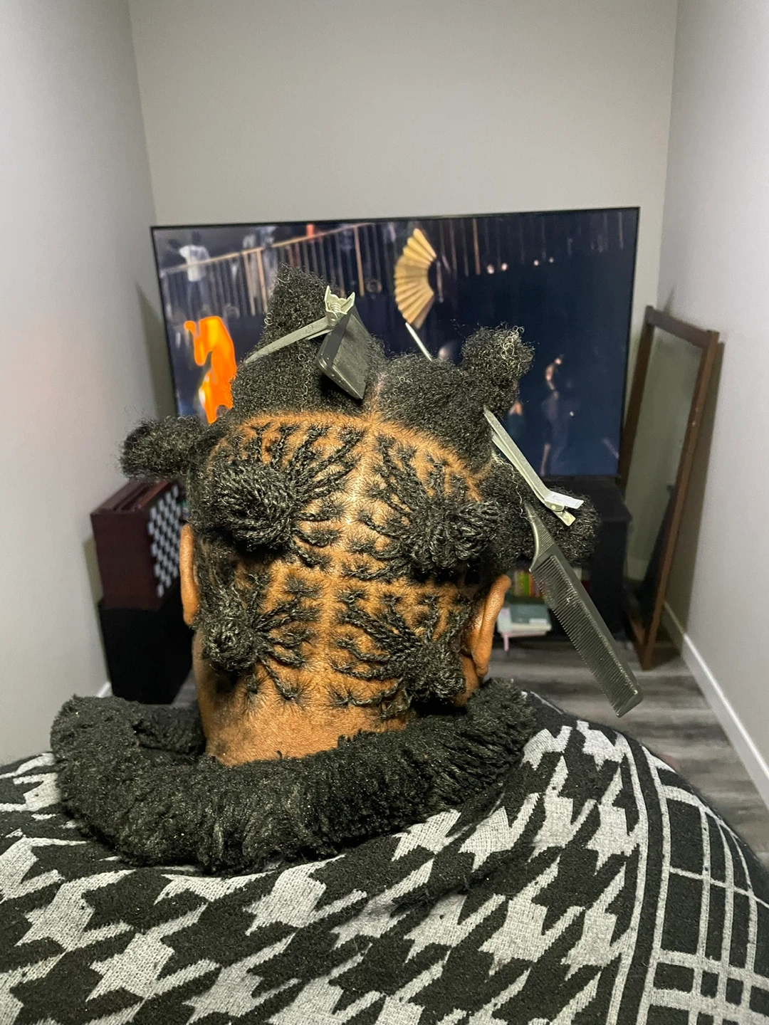 Sisterlocs Retie and maintenance