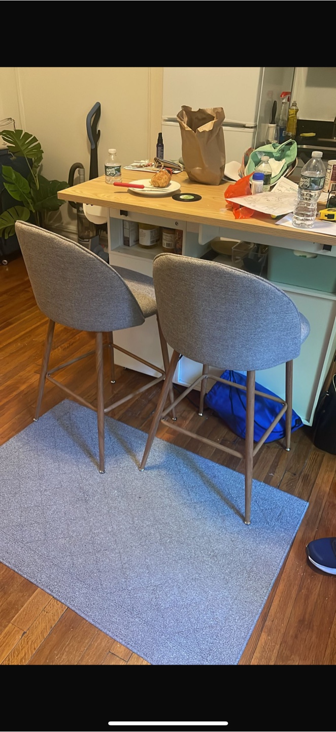 Counter chairs/ bar stools