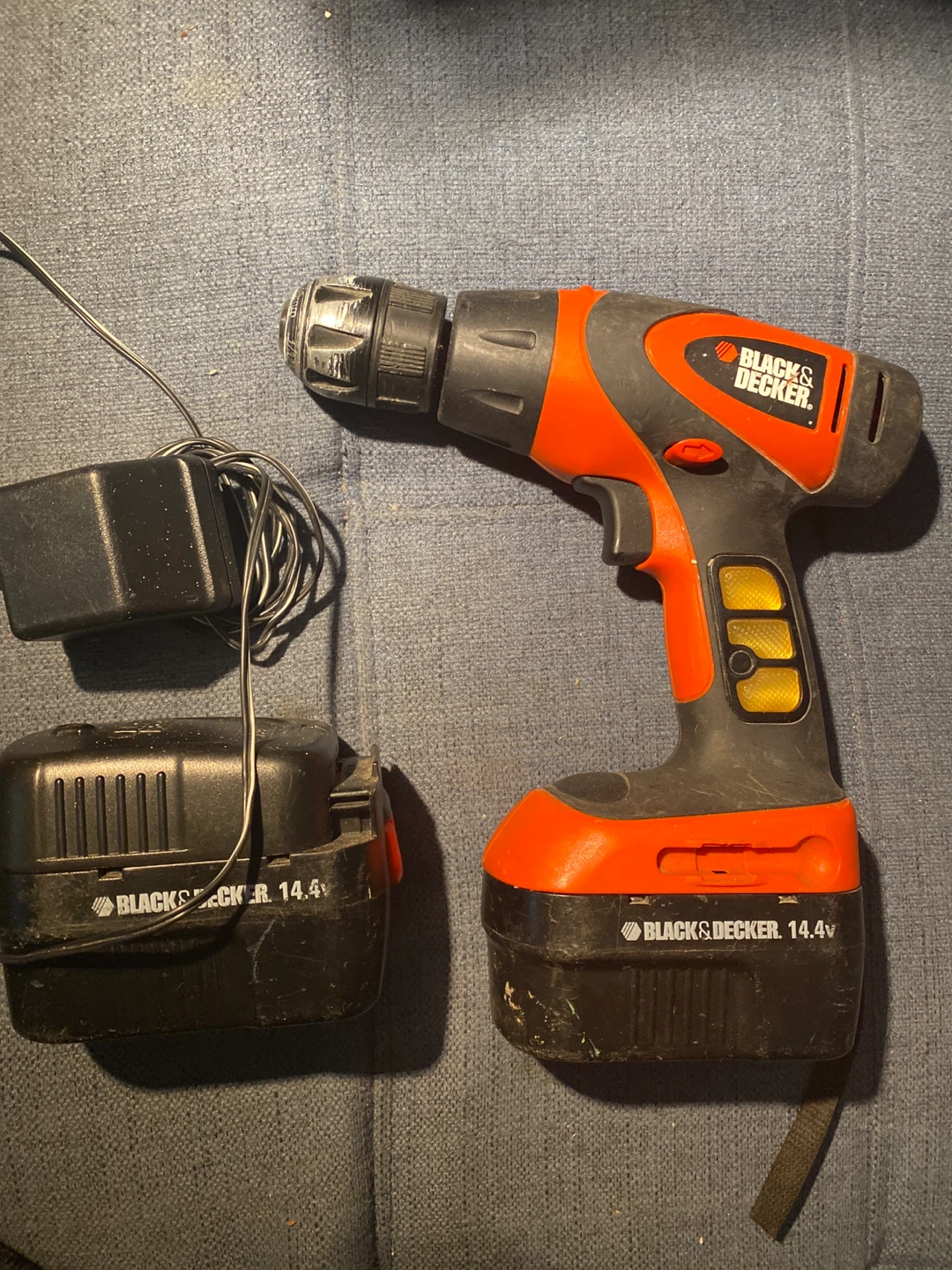 Black & Decker 14.4V Cordless Drill with Charger and Battery