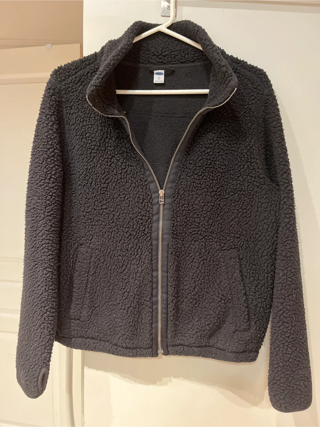 Old Navy Black Sherpa Fleece Sweater - Women’s Size Small