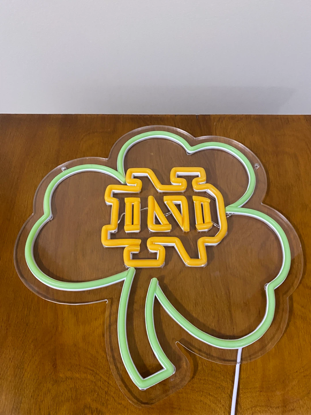 Notre Dame LED Neon Shamrock Sign - Great Condition - photo 2