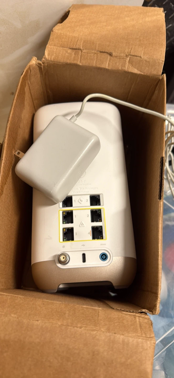 Xfinity XB7-T WiFi Gateway Modem