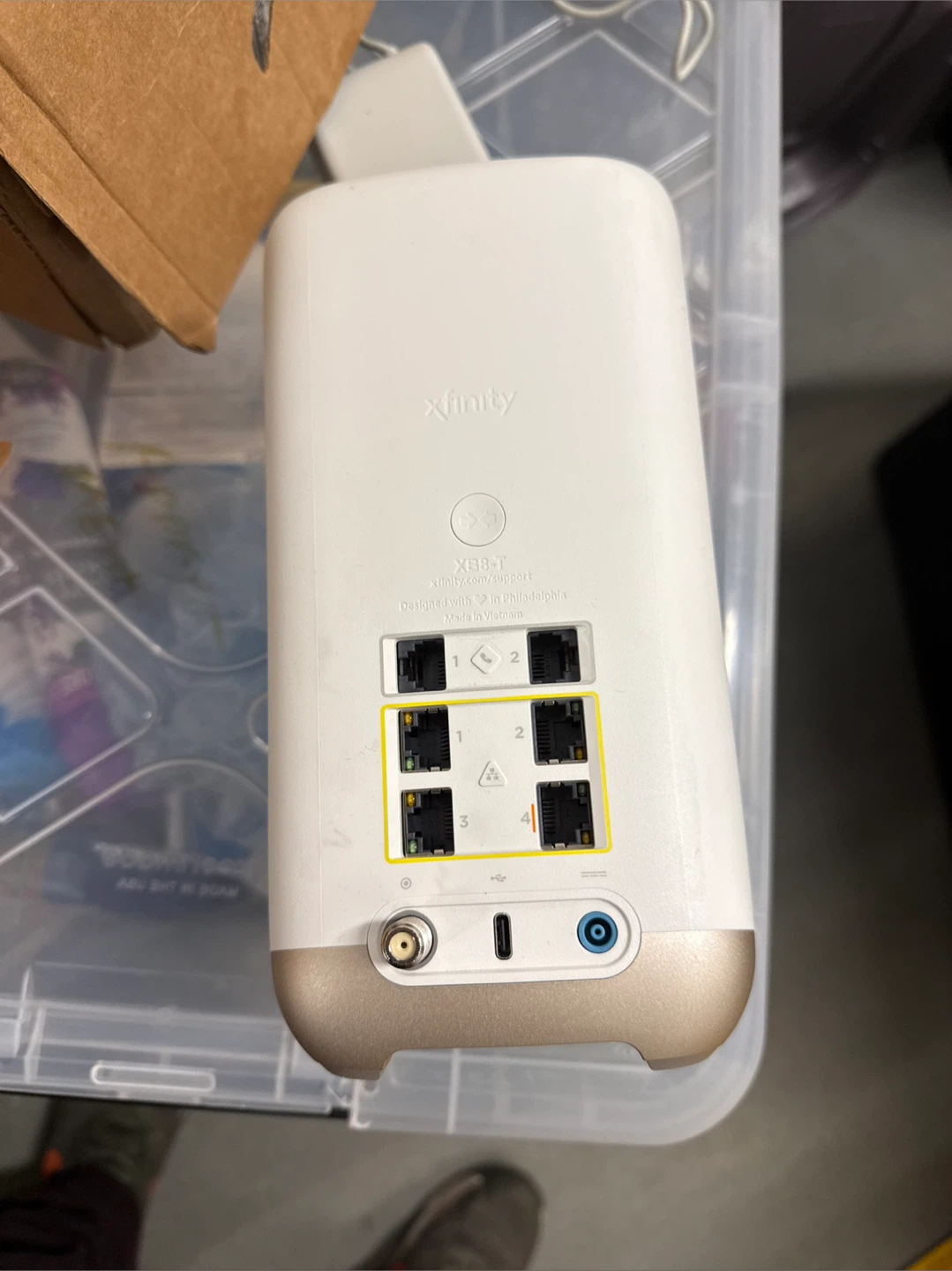 Xfinity XB7-T WiFi Gateway Modem - photo 2