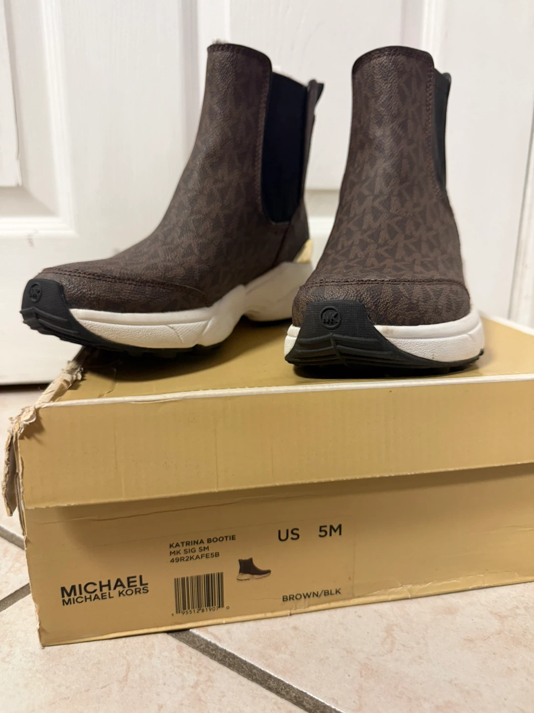 Michael Kors Katrina Bootie Brown/Black Size 5M