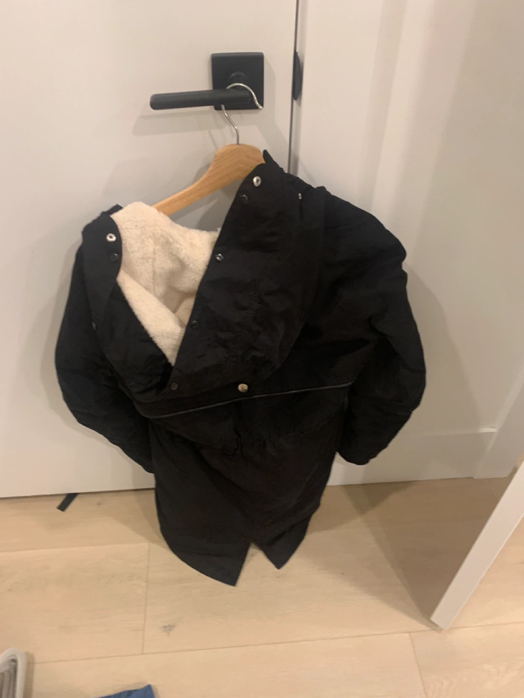 H&M Divided Black Hooded Parka Jacket women’s - photo 2