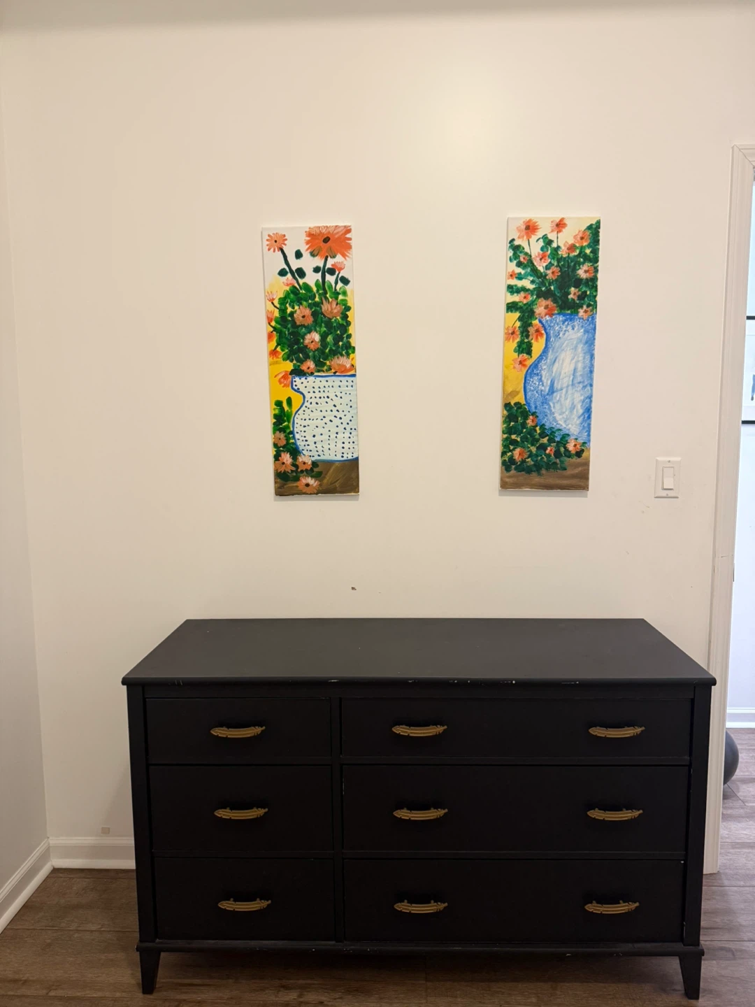 Black 6-Drawer Dresser with Gold Feather Pulls