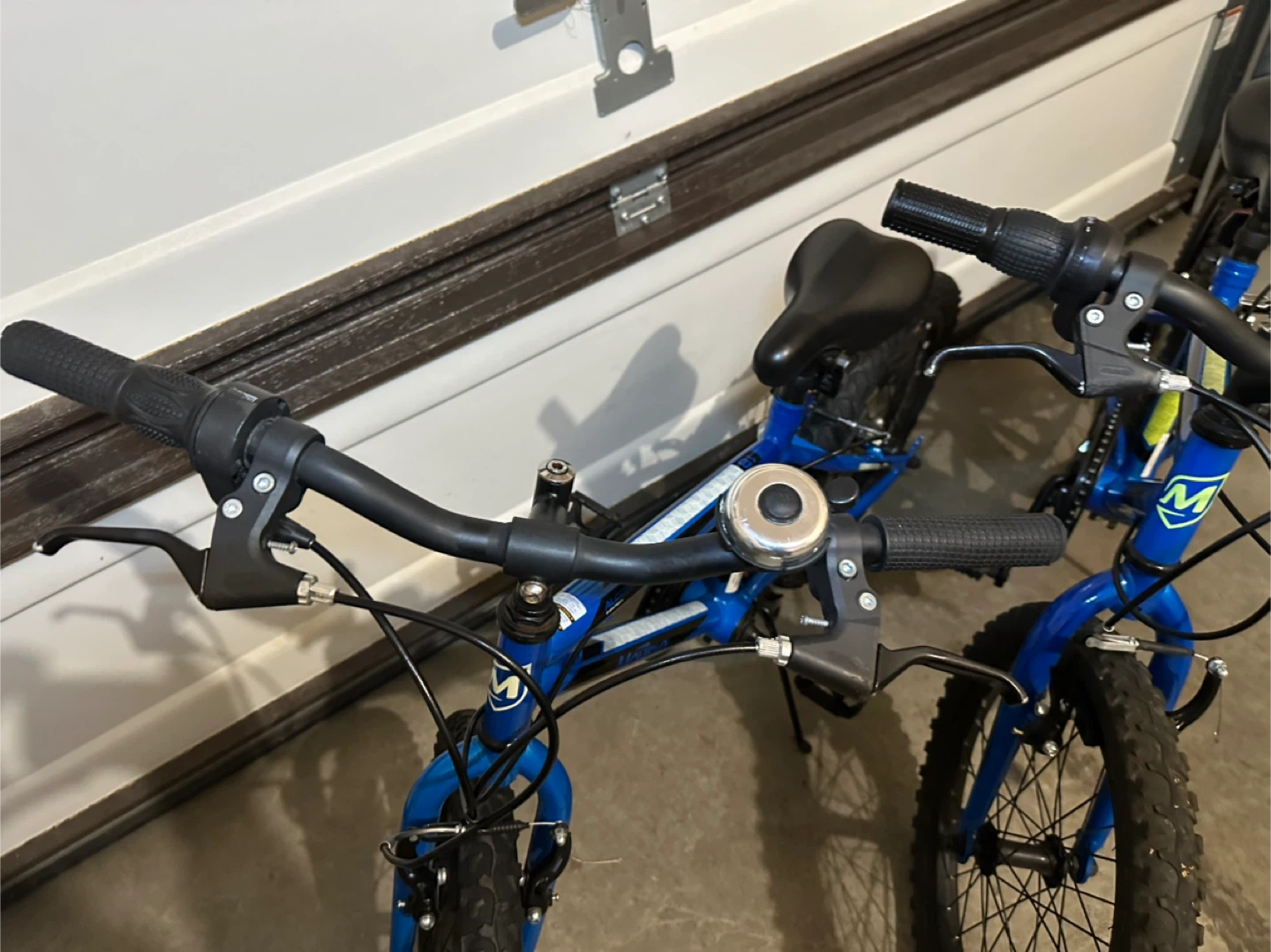 18” Blue Movelo Kids Bikes (2) - photo 4