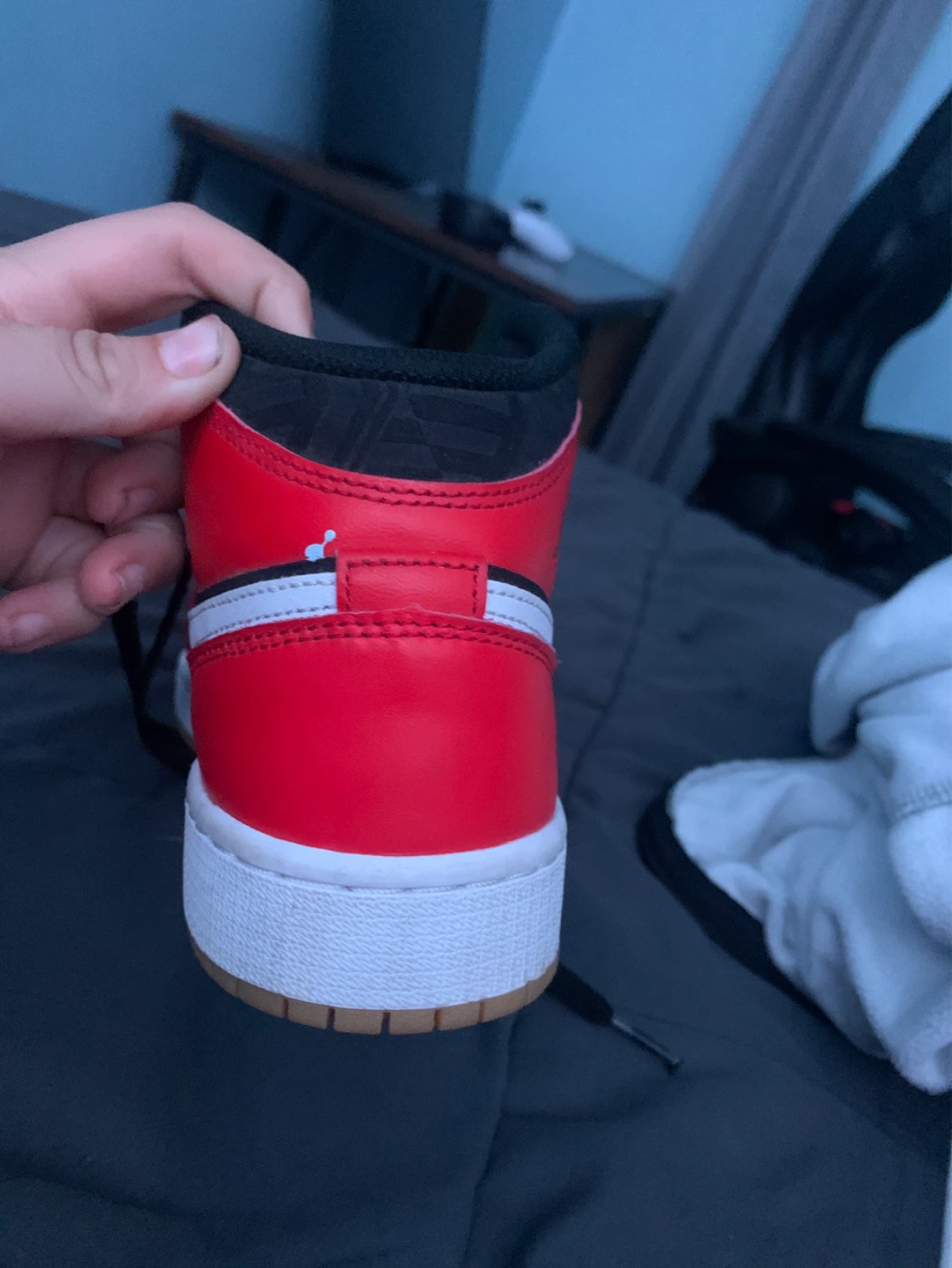 Air Jordan 1 Mid SE Shoes - photo 2