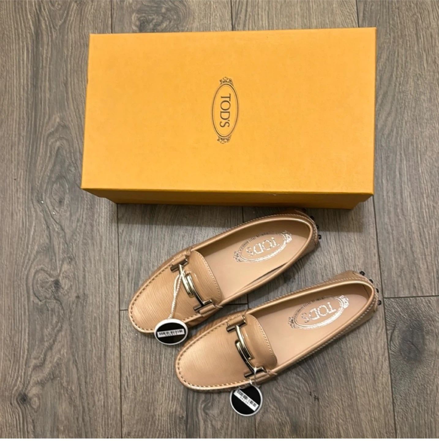 Tod's Women's Driving Moccasins Size 35.5