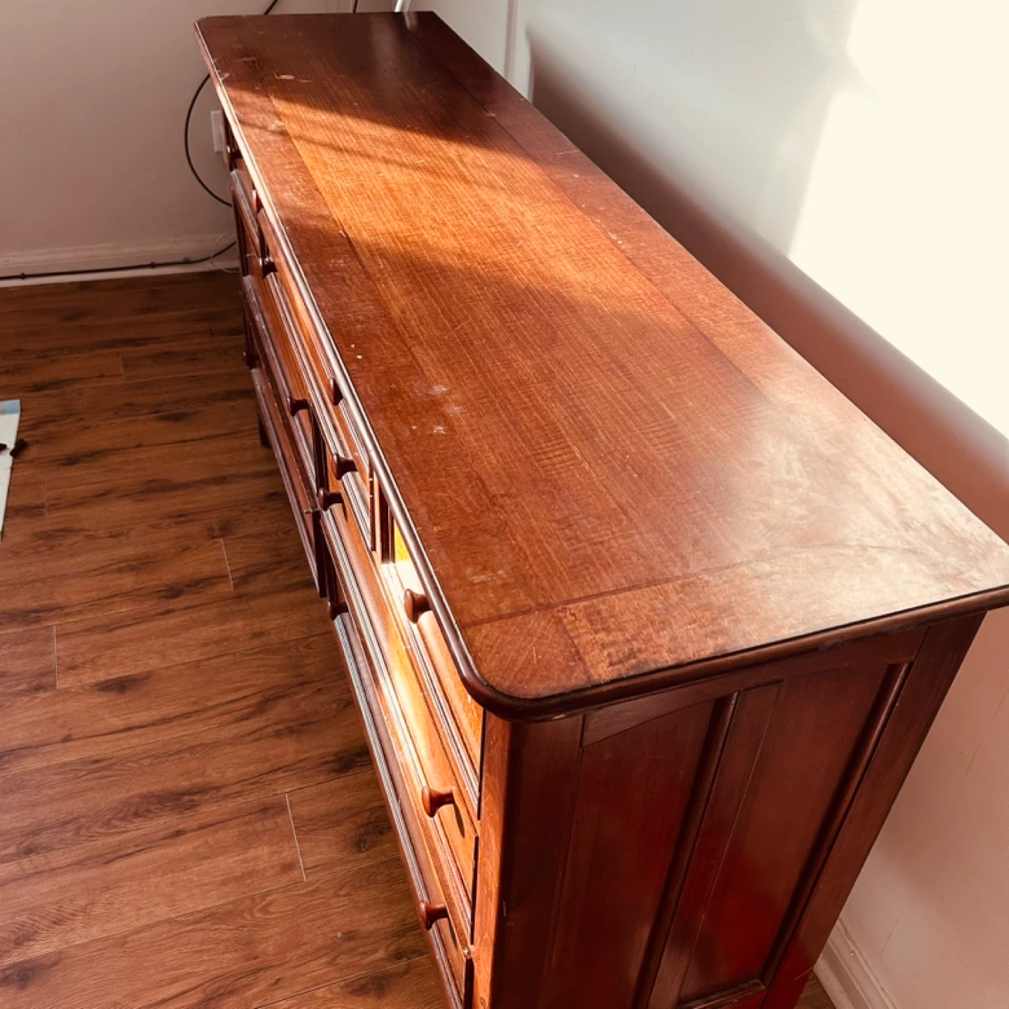 Solid Wood Dresser - 8 Drawers - photo 3