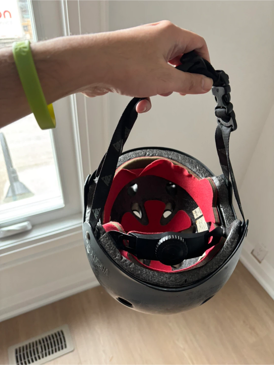 Vans "Off The Wall" Skateboard Helmet - photo 3