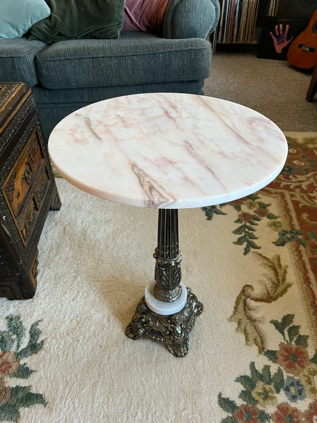 Vintage Marble Top Accent Table with Cherubs - photo 3