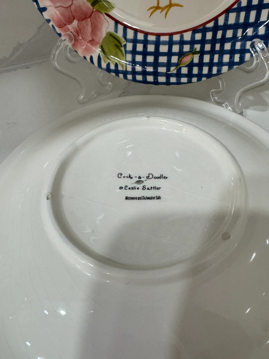 Leslie Sattler Cock-a-Doodle Plates (Set of 2) - photo 4