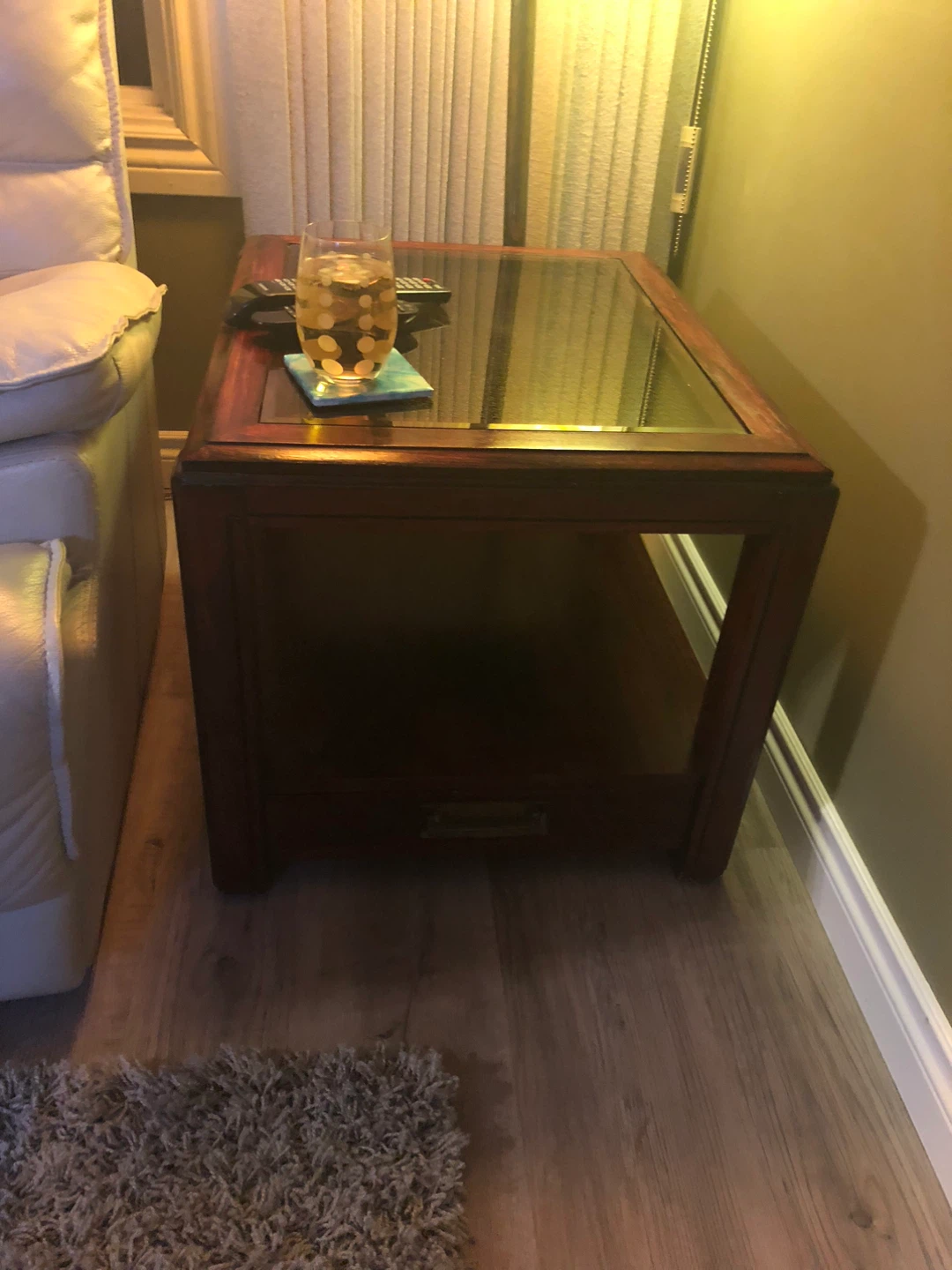 Coffee table and 2 end tables - photo 2