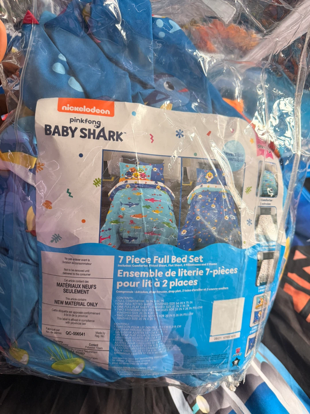 Nickelodeon Baby Shark 7 Piece Full Size Bedding Set