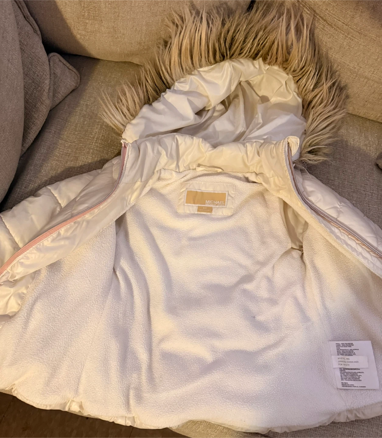 Michael Kors Cream Puffer Jacket with Faux Fur Hood - photo 4