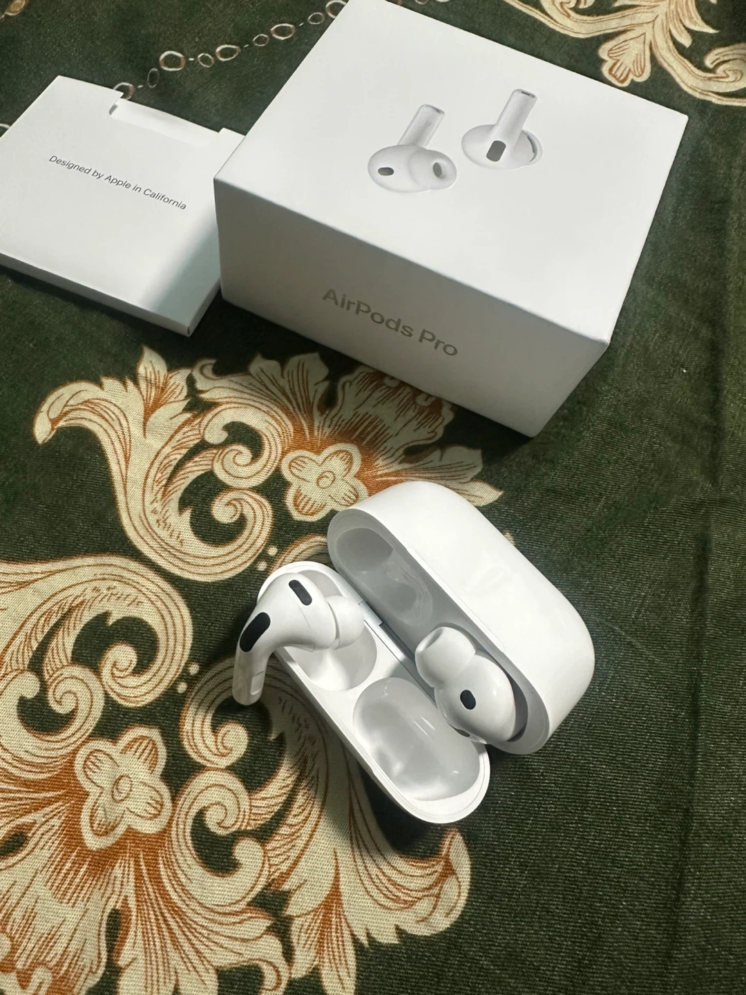 Apple AirPods Pro (3nd Generation) Wireless Earbuds - photo 3
