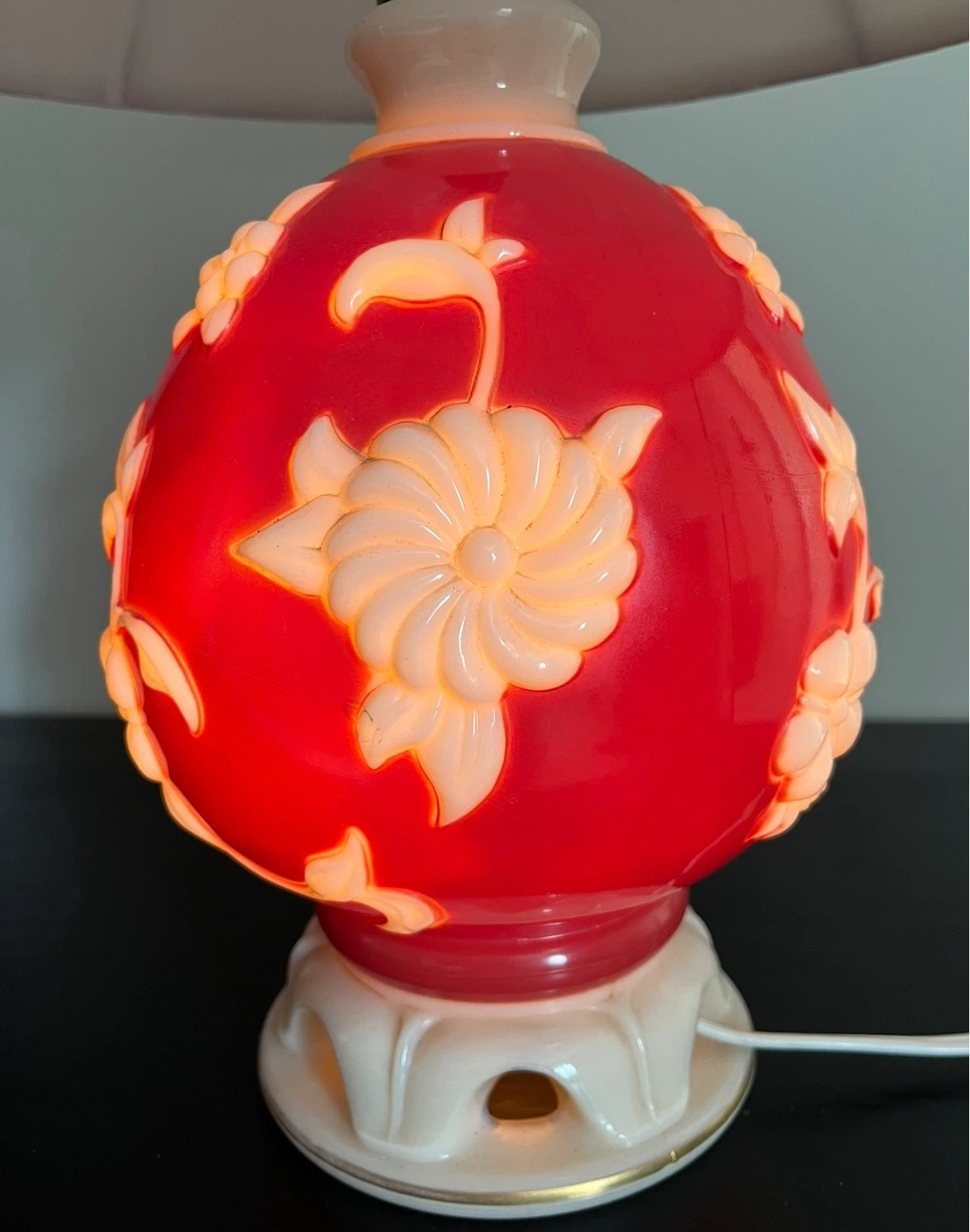 Vintage Aladdin MilkGlass lamp - photo 3