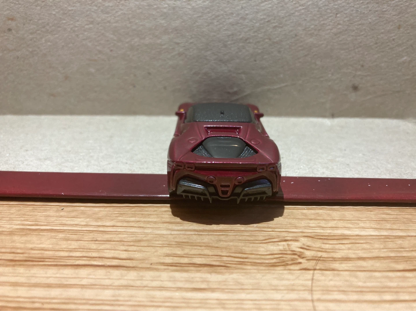 Hot Wheels Loose / Ferrari SF90 Stradale / Burgundy - photo 4