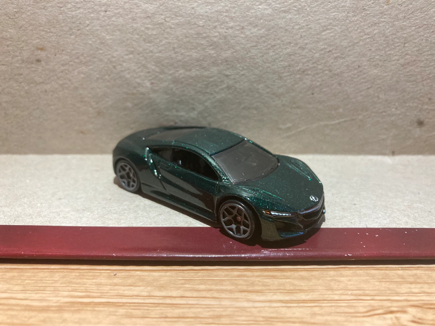 Hot Wheels Loose / 17 Acura NSX / Dark Green