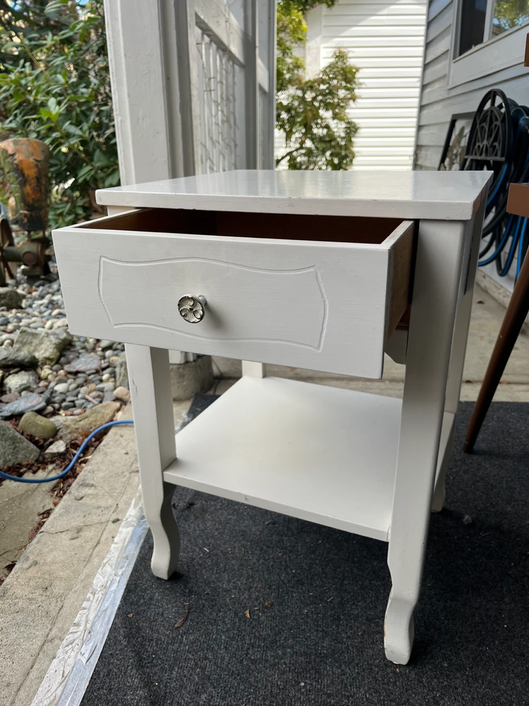 Vintage Cute Nightstand - photo 2